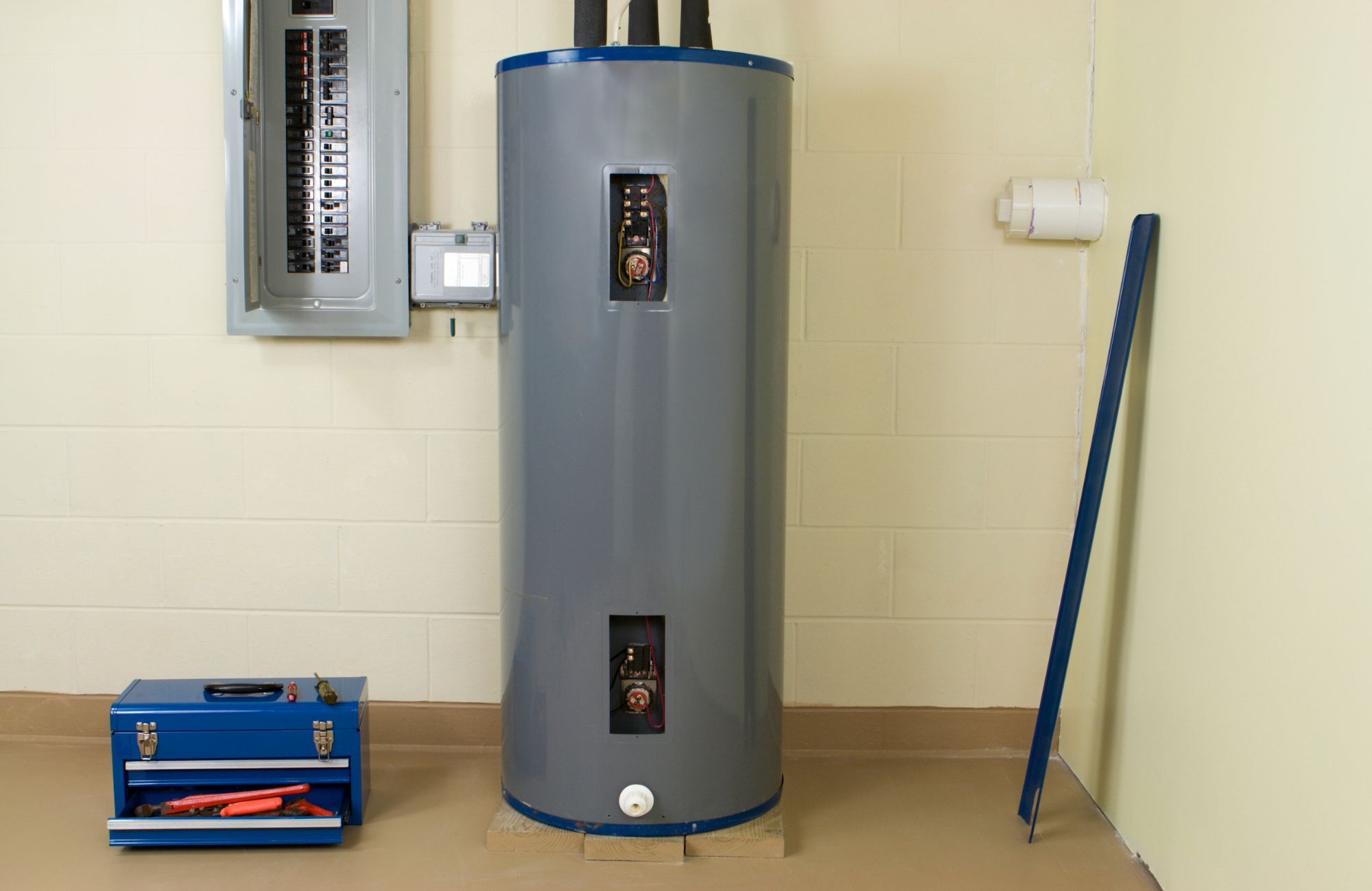 How to Control a Water Heater That Is Already Installed
